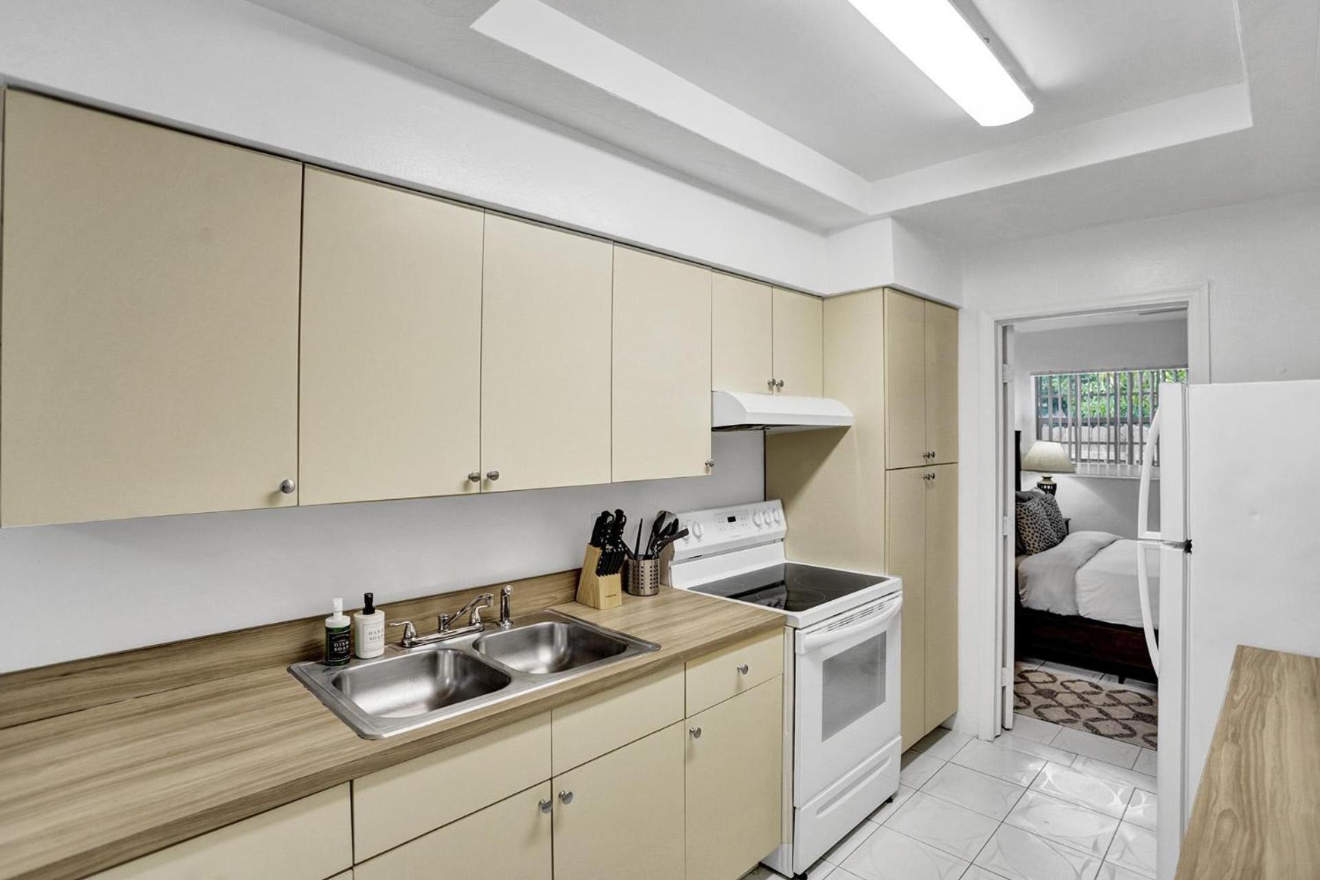 Victoria Park Regency Apartment Форт Лодърдейл Стая снимка