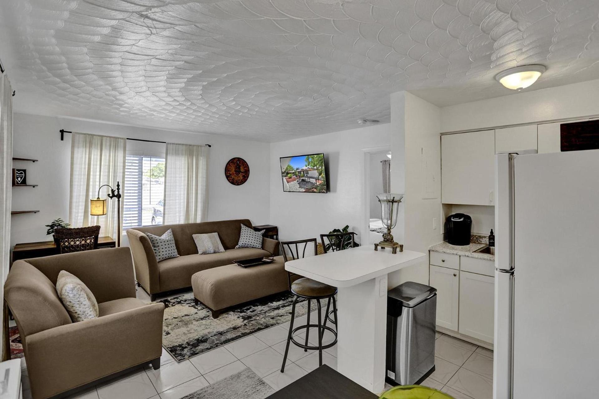Victoria Park Regency Apartment Форт Лодърдейл Стая снимка